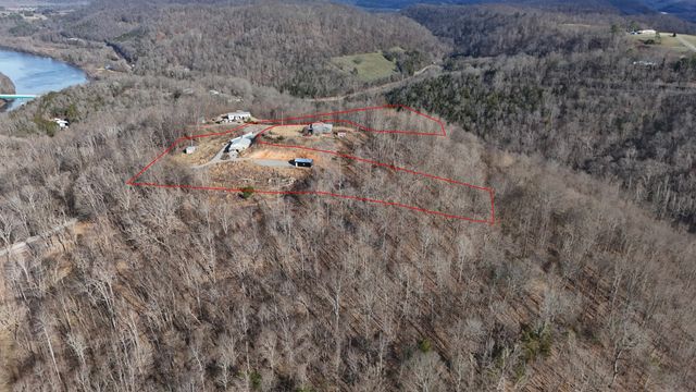 276 Schelley Rd, Gainesboro, TN 38562