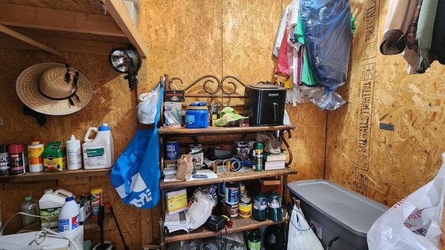 276 Schelley Rd, Gainesboro, TN 38562