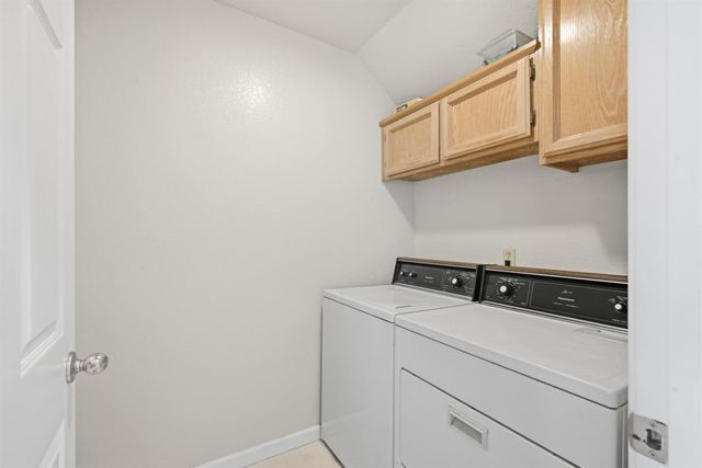 416 Milan Ct, Roseville, CA 95678