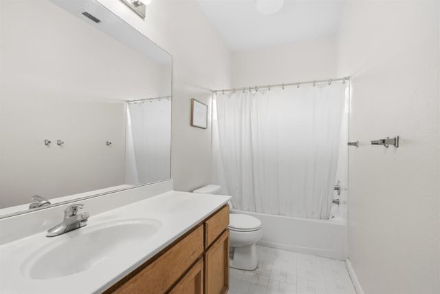 416 Milan Ct, Roseville, CA 95678