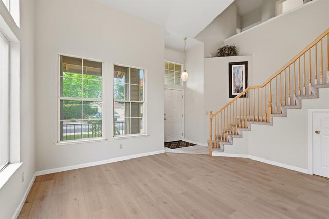 416 Milan Ct, Roseville, CA 95678