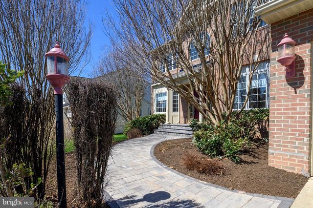 10013 FALL RAIN DR, Laurel, MD 20723