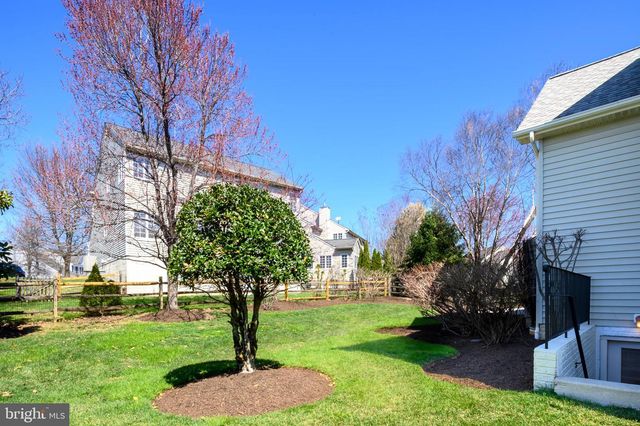 10013 FALL RAIN DR, Laurel, MD 20723