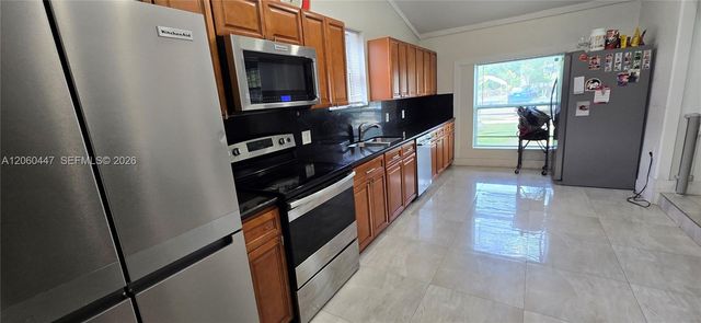 935 NE 149th Street, Miami, FL 33161