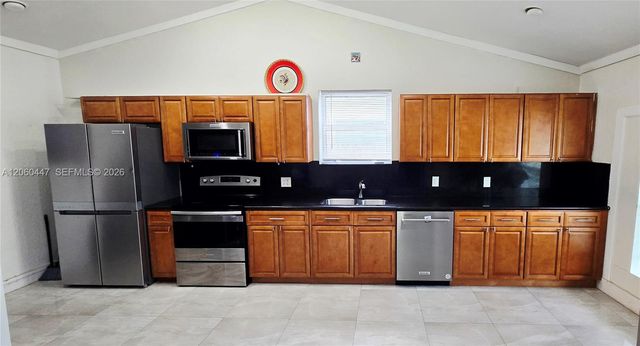 935 NE 149th Street, Miami, FL 33161