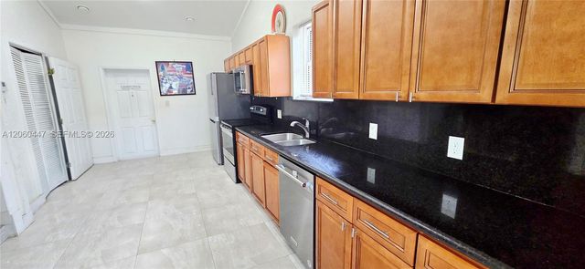935 NE 149th Street, Miami, FL 33161