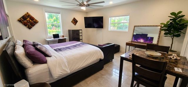 935 NE 149th Street, Miami, FL 33161