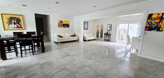 935 NE 149th Street, Miami, FL 33161