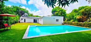 935 NE 149th Street, Miami, FL 33161