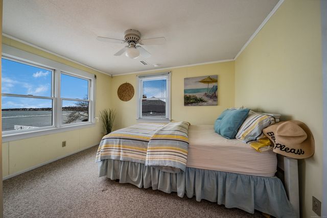 223 Giants Neck Road, East Lyme, CT 06357