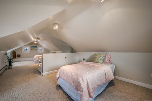 223 Giants Neck Road, East Lyme, CT 06357