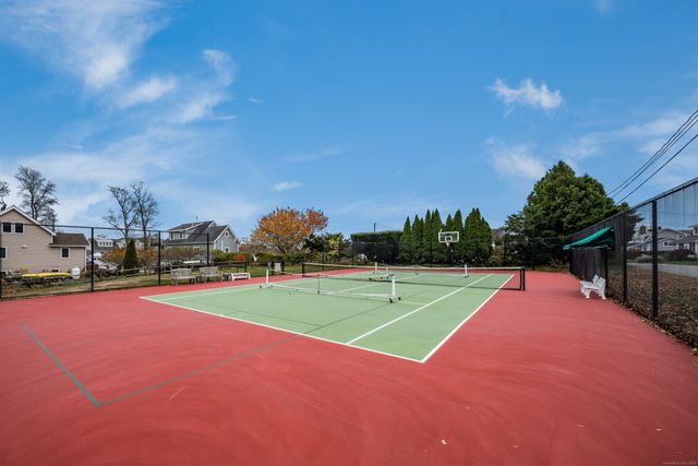 223 Giants Neck Road, East Lyme, CT 06357