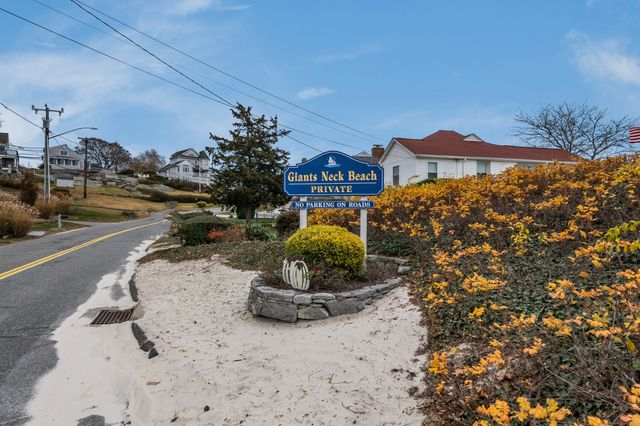 223 Giants Neck Road, East Lyme, CT 06357