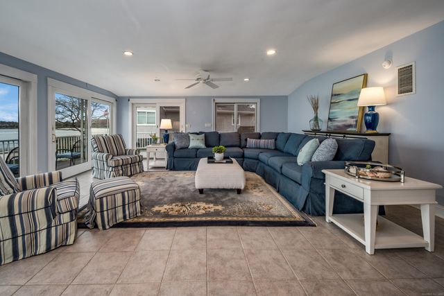 223 Giants Neck Road, East Lyme, CT 06357