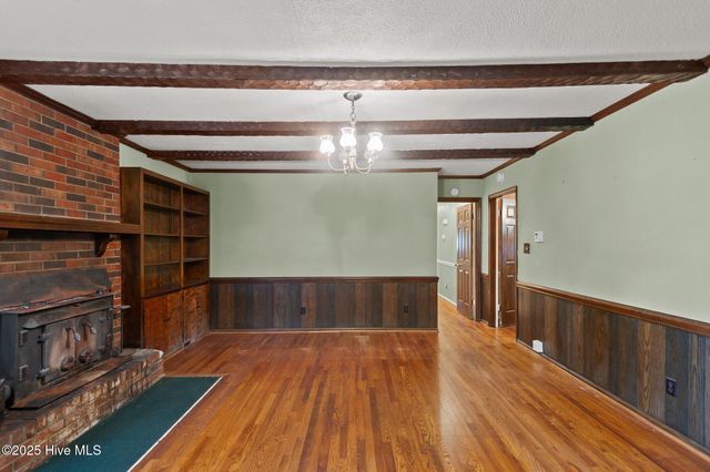 214 Allendale Drive, Greenville, NC 27834