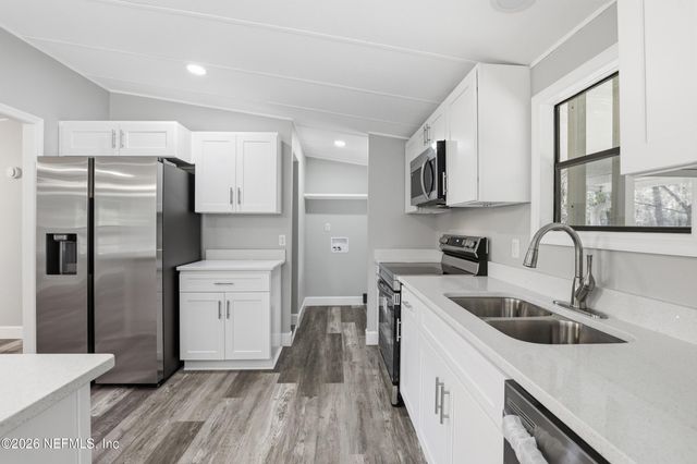 157 PLANKTON Avenue, Middleburg, FL 32068