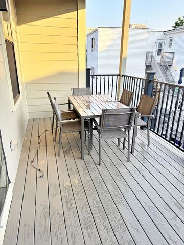 14 Murray Ct 2, Boston, MA 02128