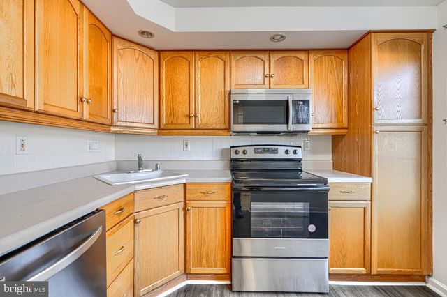 12 BANTRY CT, Rosedale, MD 21237