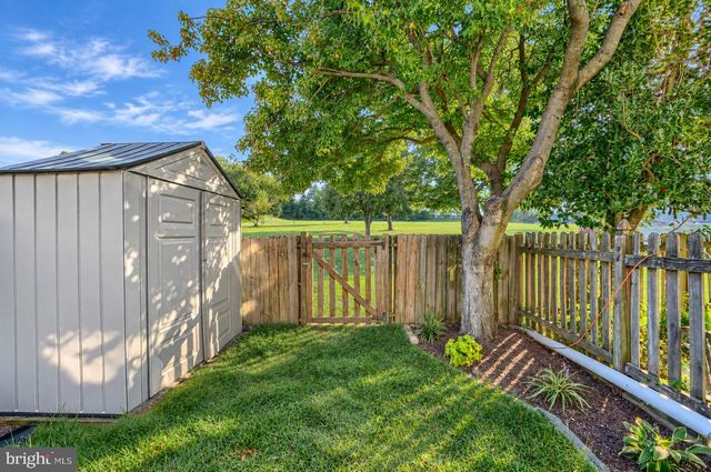 12 BANTRY CT, Rosedale, MD 21237