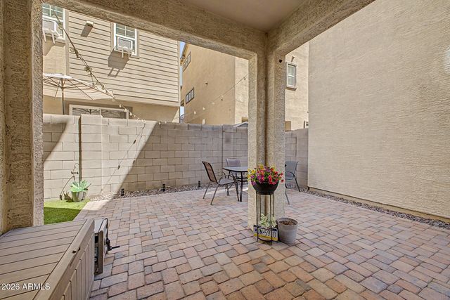 654 W FLINTLOCK Way, Chandler, AZ 85286