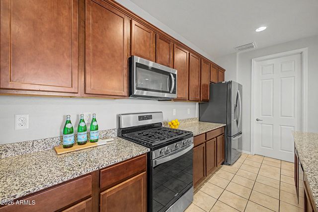 654 W FLINTLOCK Way, Chandler, AZ 85286