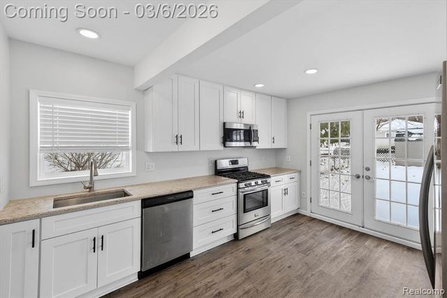 2754 Fishermans Drive, Highland, MI 48356