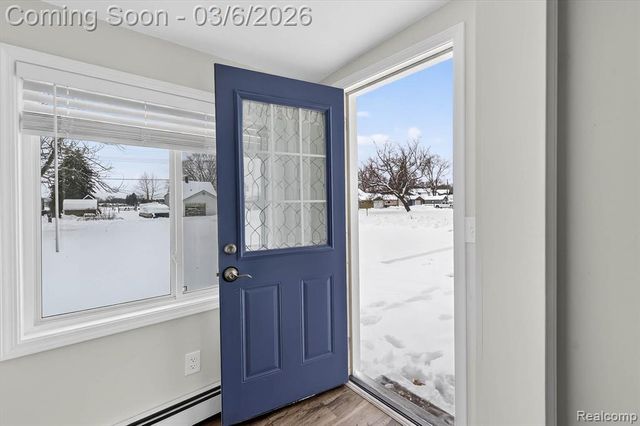 2754 Fishermans Drive, Highland, MI 48356