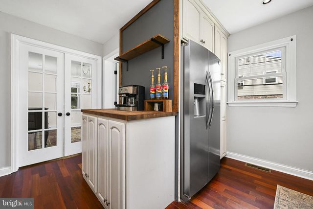 2949 LOVELL AVE, Broomall, PA 19008