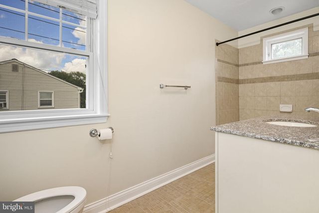 2949 LOVELL AVE, Broomall, PA 19008