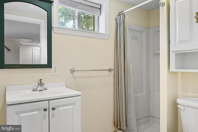 2949 LOVELL AVE, Broomall, PA 19008