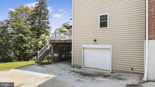 2949 LOVELL AVE, Broomall, PA 19008