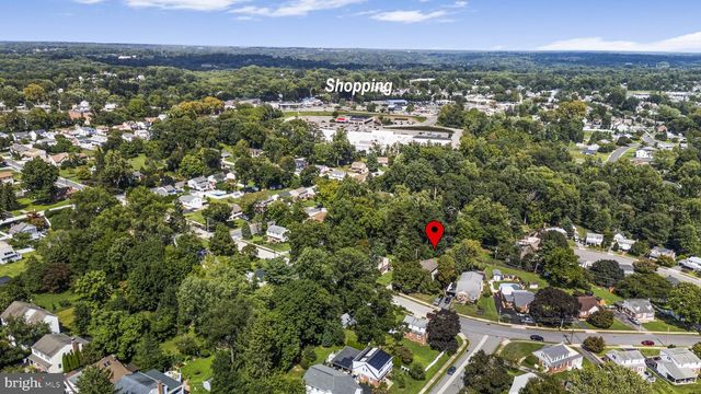 2949 LOVELL AVE, Broomall, PA 19008