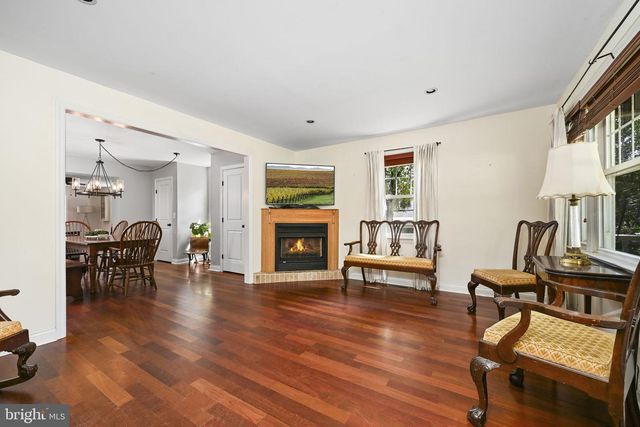 2949 LOVELL AVE, Broomall, PA 19008