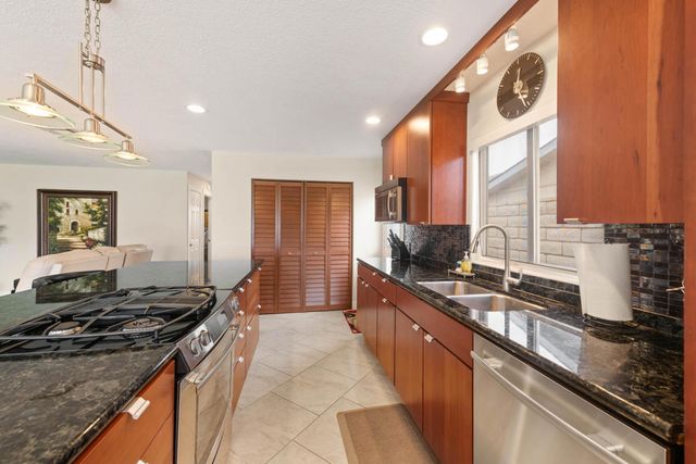 73721 Oak Flats Drive, Palm Desert, CA 92260