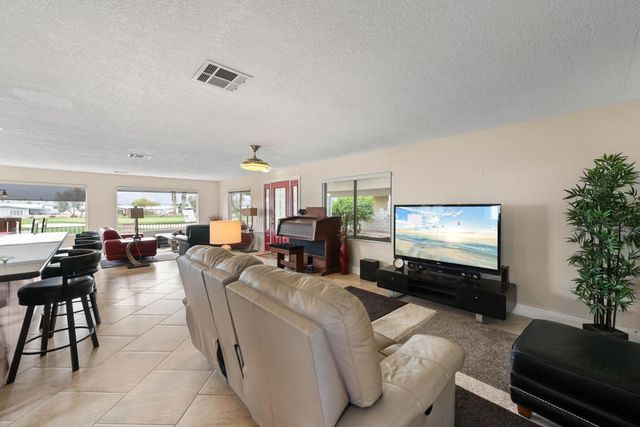 73721 Oak Flats Drive, Palm Desert, CA 92260