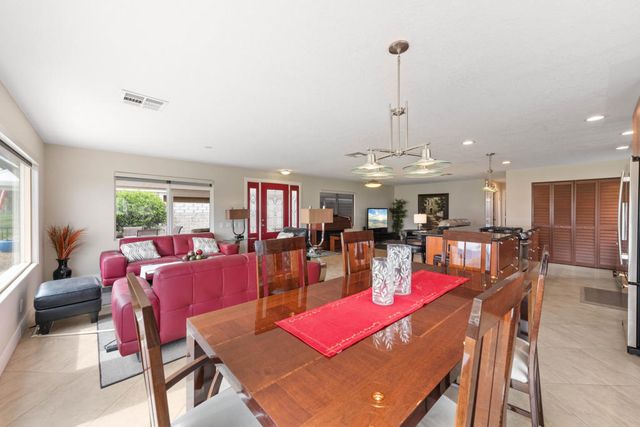 73721 Oak Flats Drive, Palm Desert, CA 92260