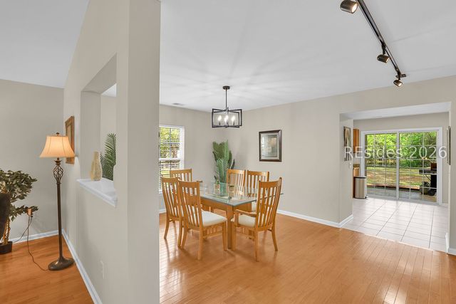 102 Pine Ridge Dr, Bluffton, SC 29910