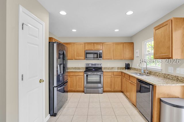 102 Pine Ridge Dr, Bluffton, SC 29910