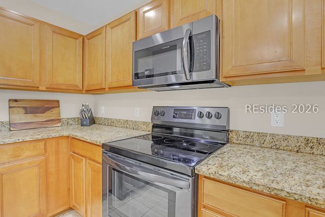 102 Pine Ridge Dr, Bluffton, SC 29910