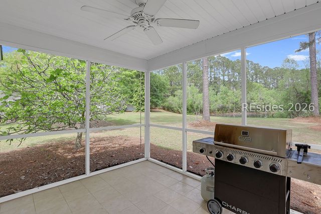 102 Pine Ridge Dr, Bluffton, SC 29910