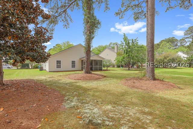 102 Pine Ridge Dr, Bluffton, SC 29910