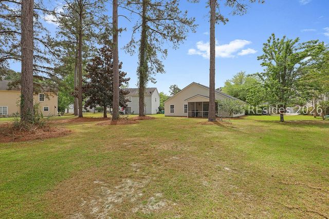 102 Pine Ridge Dr, Bluffton, SC 29910