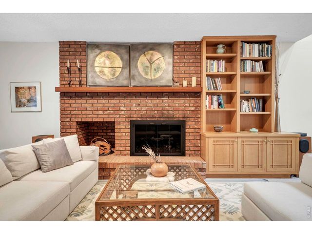 7134 Cedarwood Cir, Boulder, CO 80301