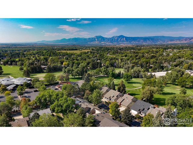 7134 Cedarwood Cir, Boulder, CO 80301