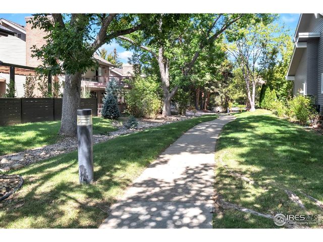 7134 Cedarwood Cir, Boulder, CO 80301