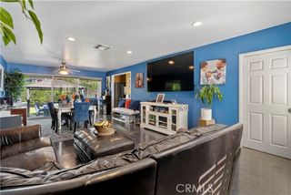 8540 Chimineas, Northridge (los Angeles), CA 91325