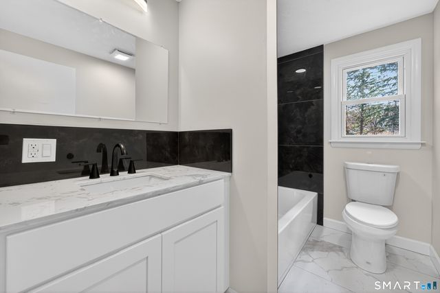 101 Croft Drive, Manchester, CT 06042