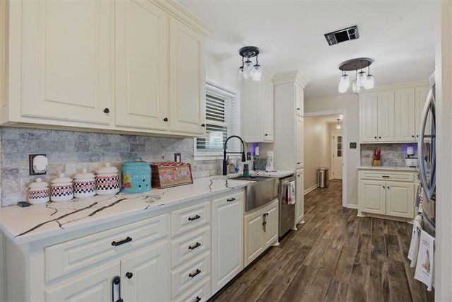 4100 Bertie Ann Road, Moss Bluff, LA 70611