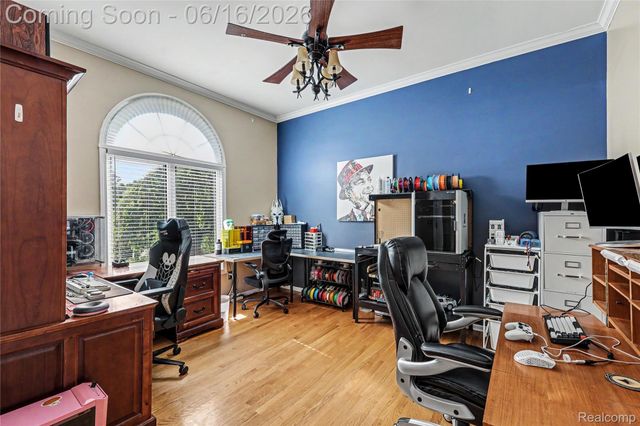 49033 Deerfield Park, Macomb Township, MI 48044