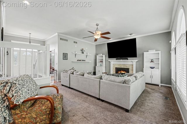 49033 Deerfield Park, Macomb Township, MI 48044
